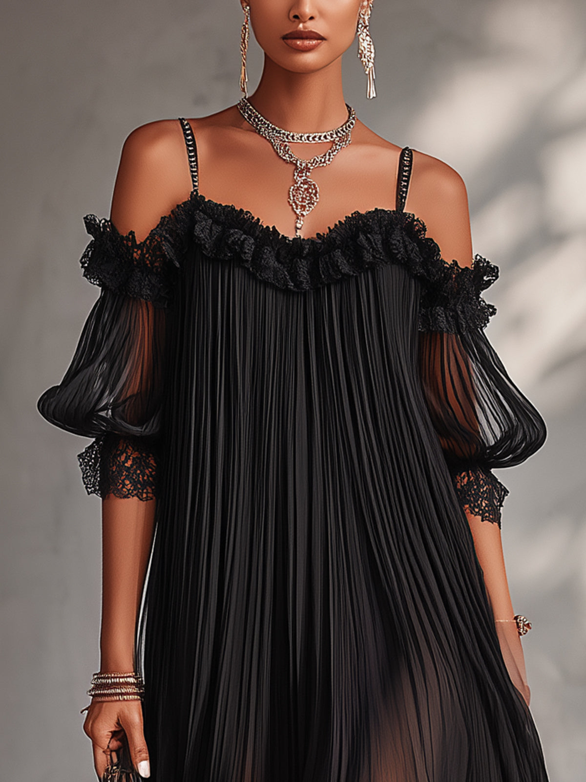 Svart miniklänning i chiffong med off shoulder-ringning och spets – bild 4