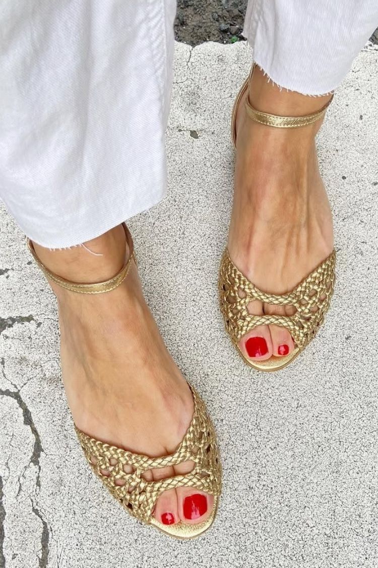 Isadora – Gyllene flätade sandaler