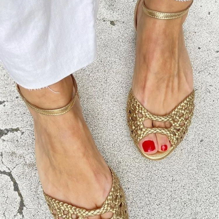 Isadora – Gyllene flätade sandaler