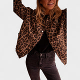 Rosa - Modern leopardmönstrad kappa