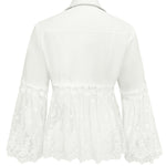 Susanne™ | Vit jacka med hålbroderi och volang – bild 6